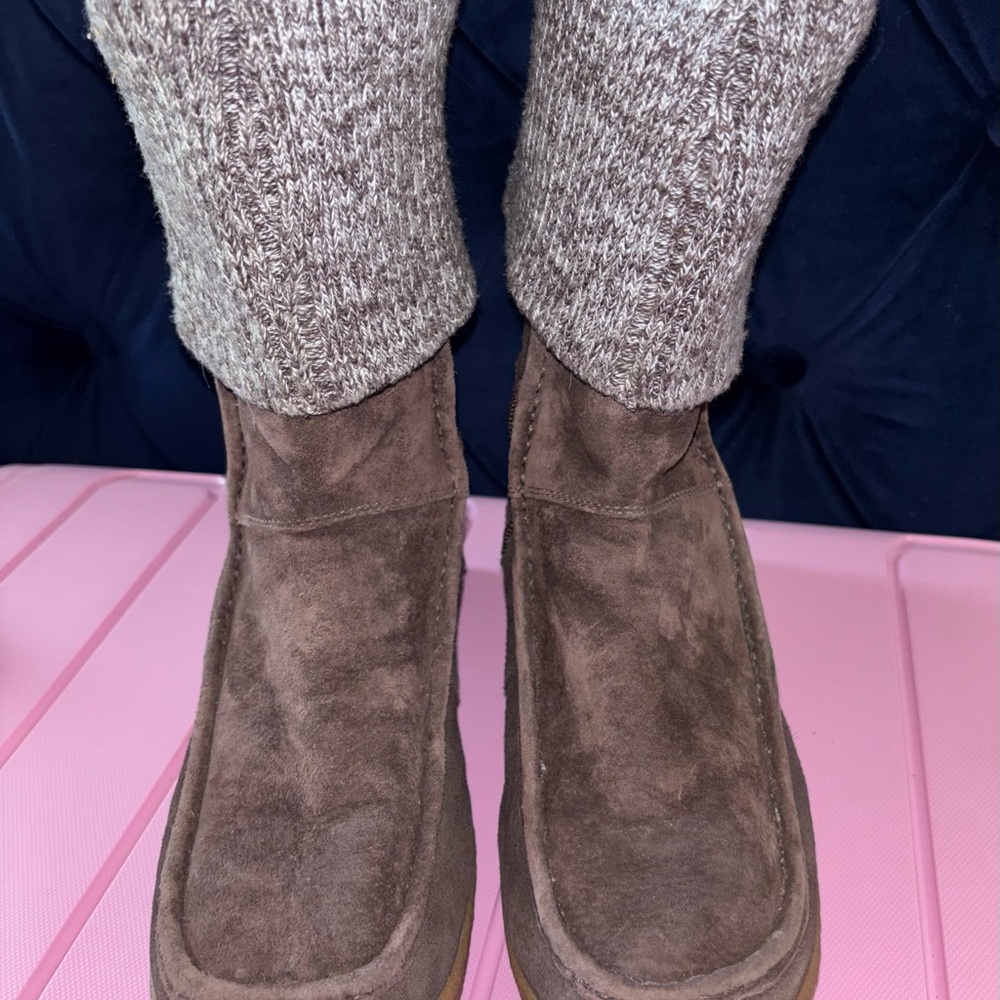 ✨OFFERS WELCOME✨THE NORTH FACE Cozy Brown Suede Fold Over Boots - Size 8.5 - Picture 4 of 5